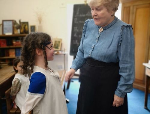 Victorian School room Rydes Hill 9