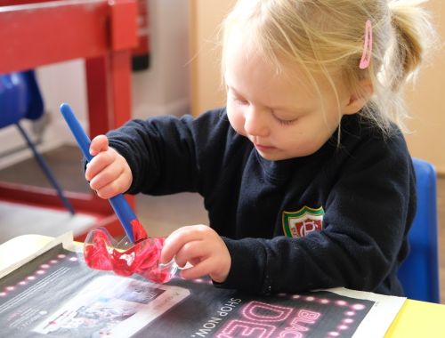 Nursery baking poppies Rydes hill prep 5 of 20