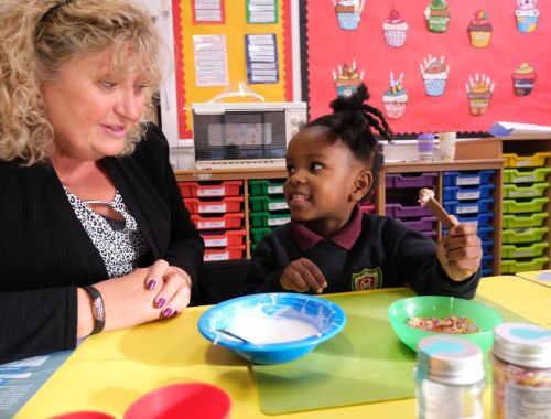 Nursery baking poppies Rydes hill prep 15 of 20