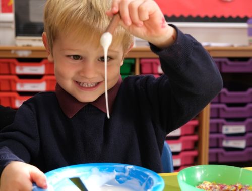 Nursery baking poppies Rydes hill prep 16 of 20